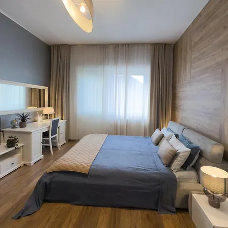 Charming Old Town With Private Balcony Apartment