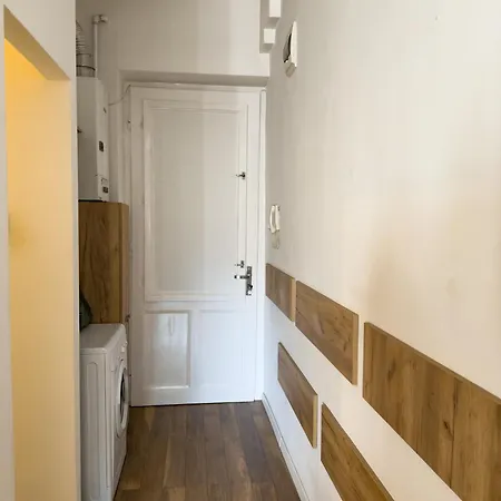 Charming Old Town With Private Balcony * Cluj-Napoca