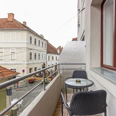 Apartament Saturn *