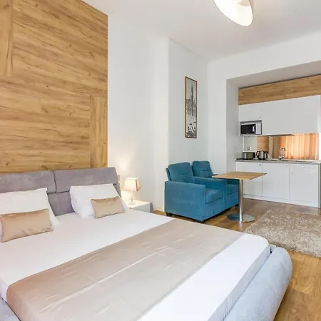 Saturn Appartement *